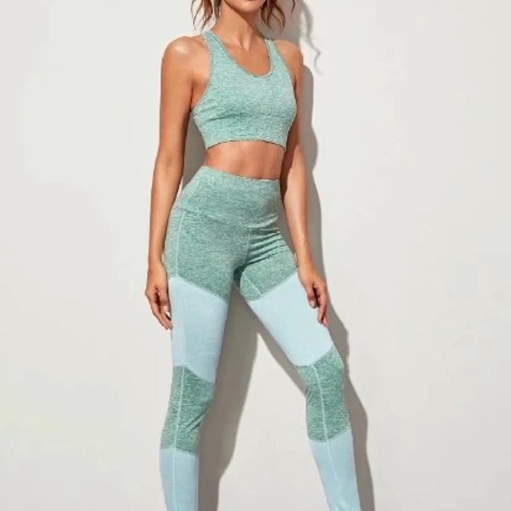 Work out set - Picture 3 of 3